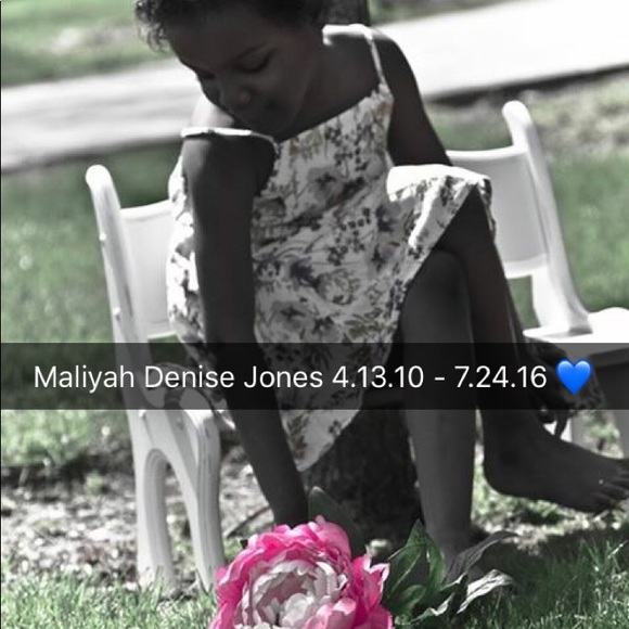 💙BLUESKYY BOUTIQUE IN MEMORY OF YOU💙 - Picture 3 of 6